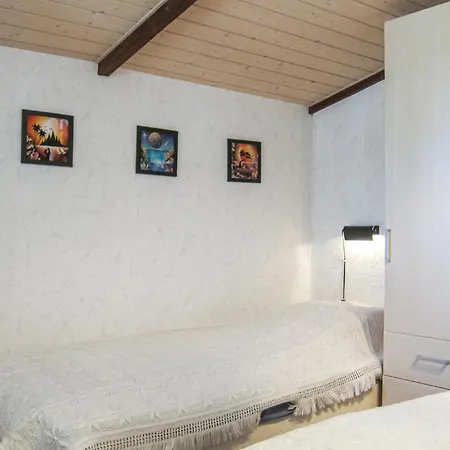 2 Bedroom Lovely In * סבנסקה