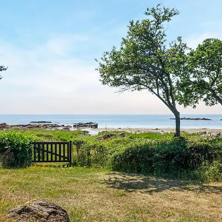 2 Bedroom Lovely In סבנסקה