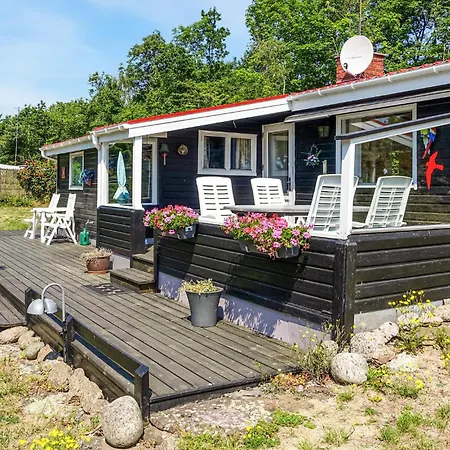 2 Bedroom Lovely In Holiday home Svaneke