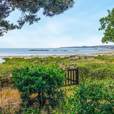 2 Bedroom Lovely In *