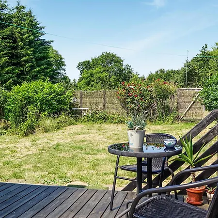 2 Bedroom Lovely In