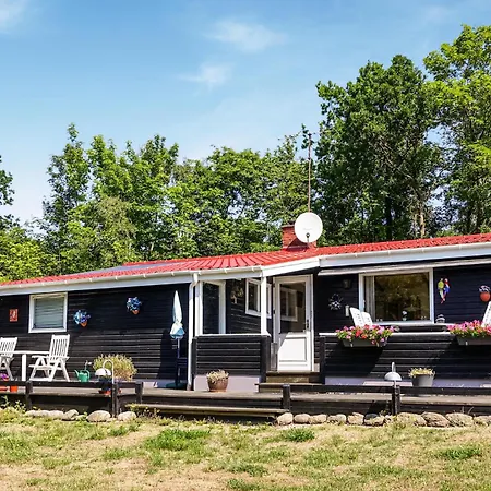 2 Bedroom Lovely In
