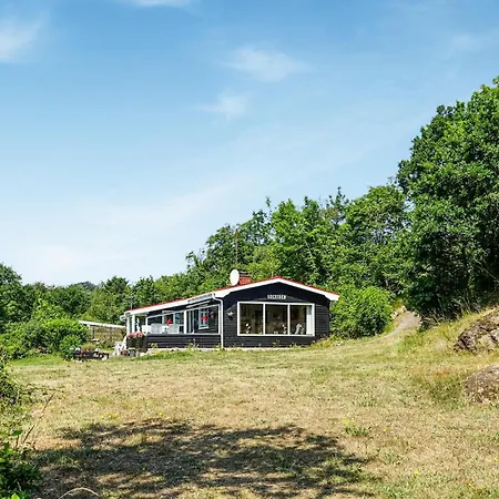 Holiday home 2 Bedroom Lovely In